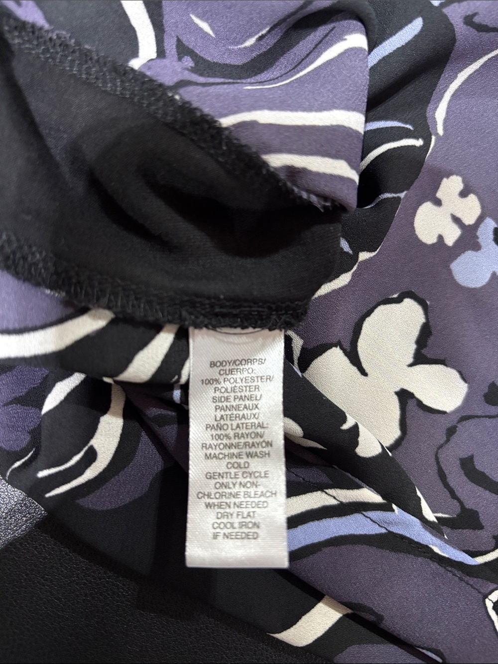 LOFT Lightweight sleeveless floral print,scoop neck,black panel side,tunic,tank, - Picture 9 of 10
